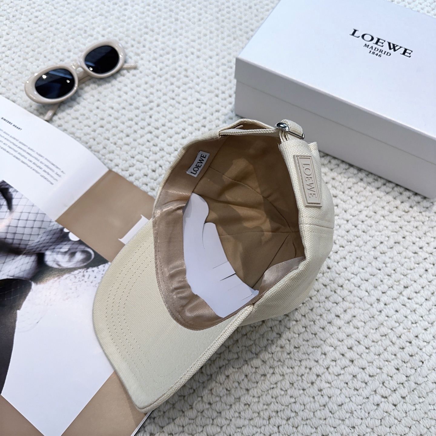 Loewe hat