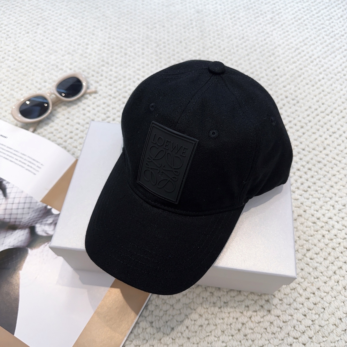 Loewe hat