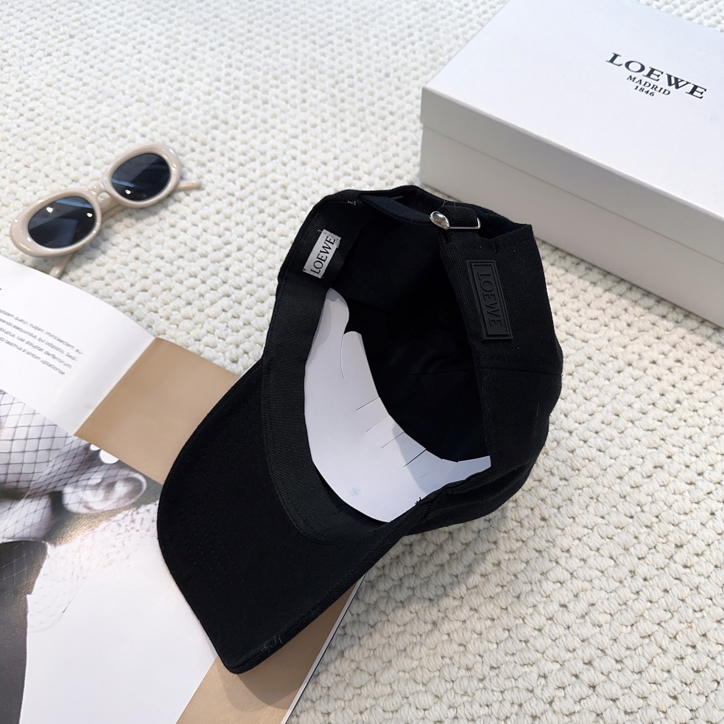 Loewe hat
