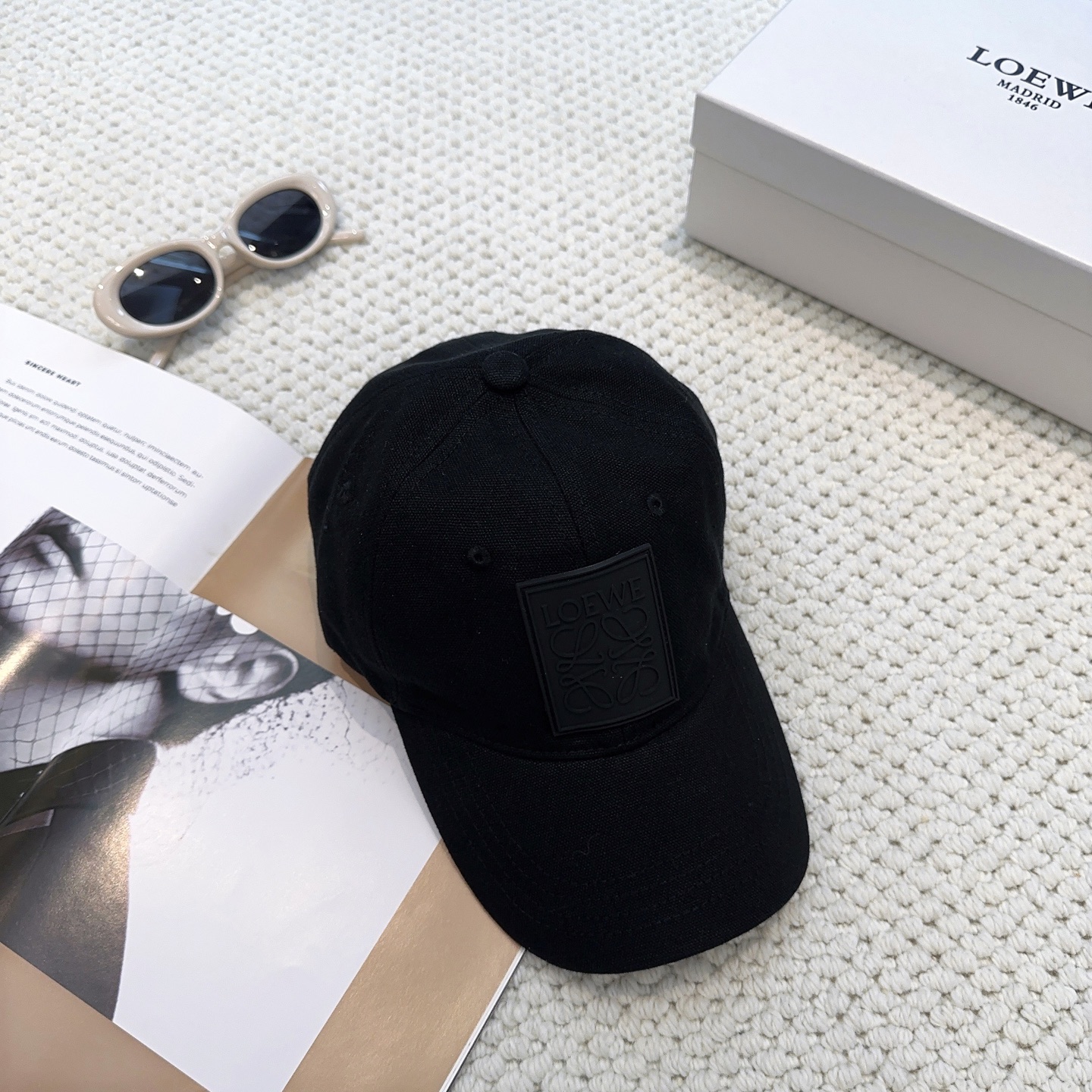 Loewe hat