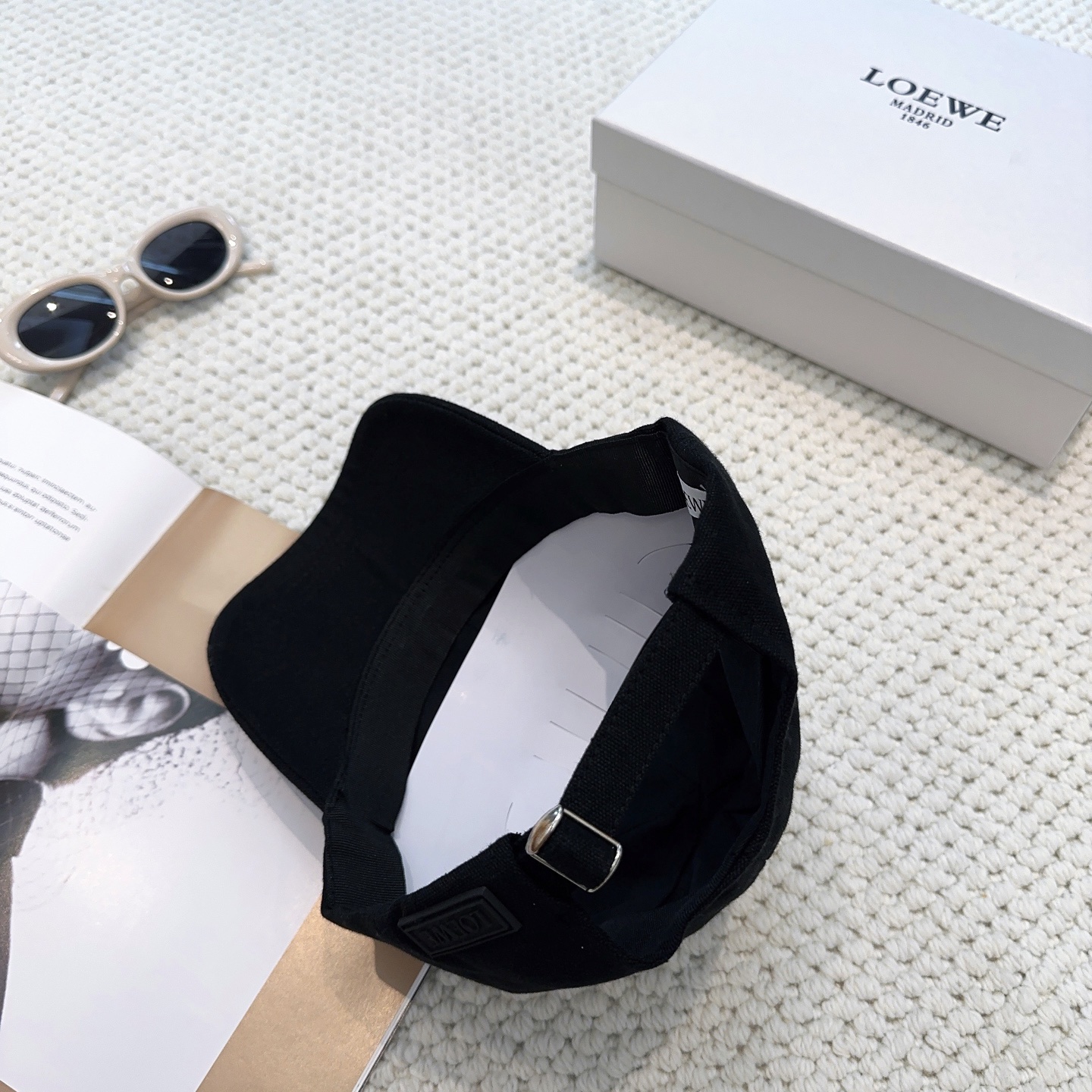 Loewe hat