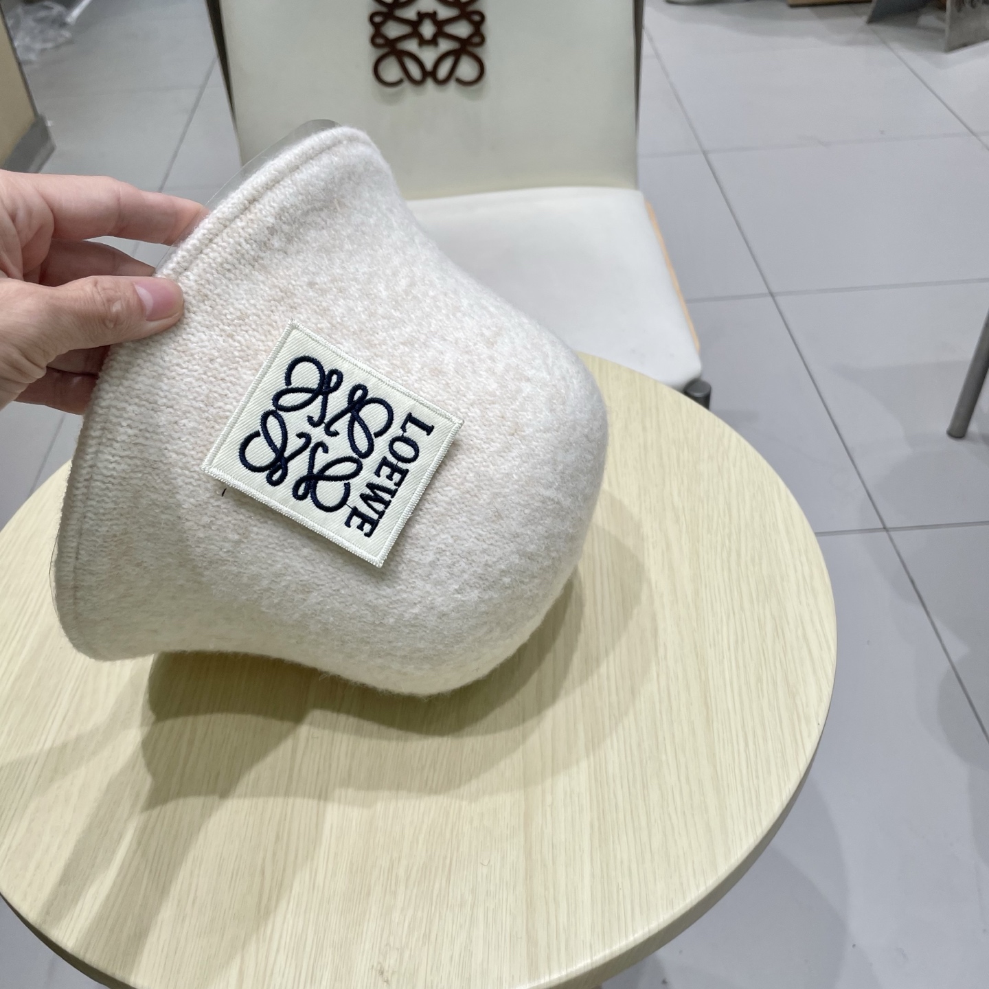 Loewe hat