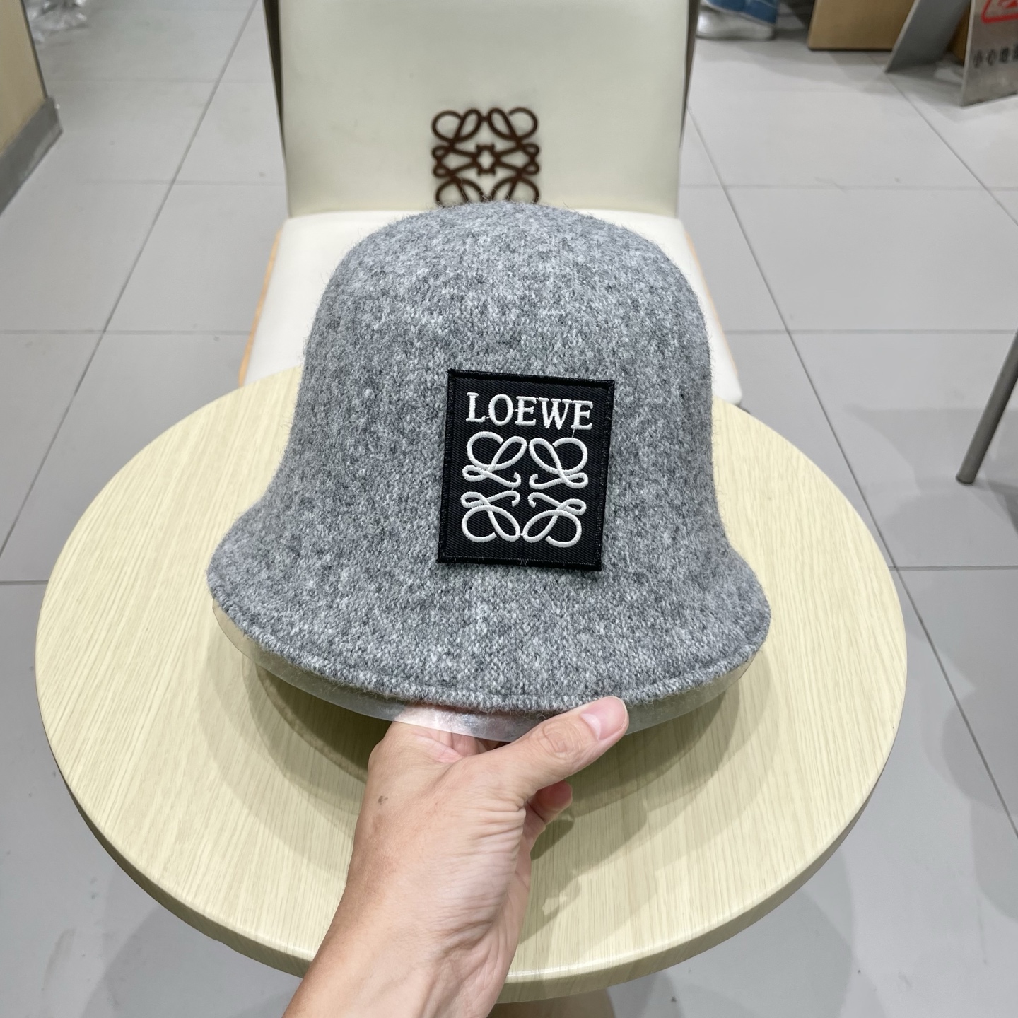 Loewe hat