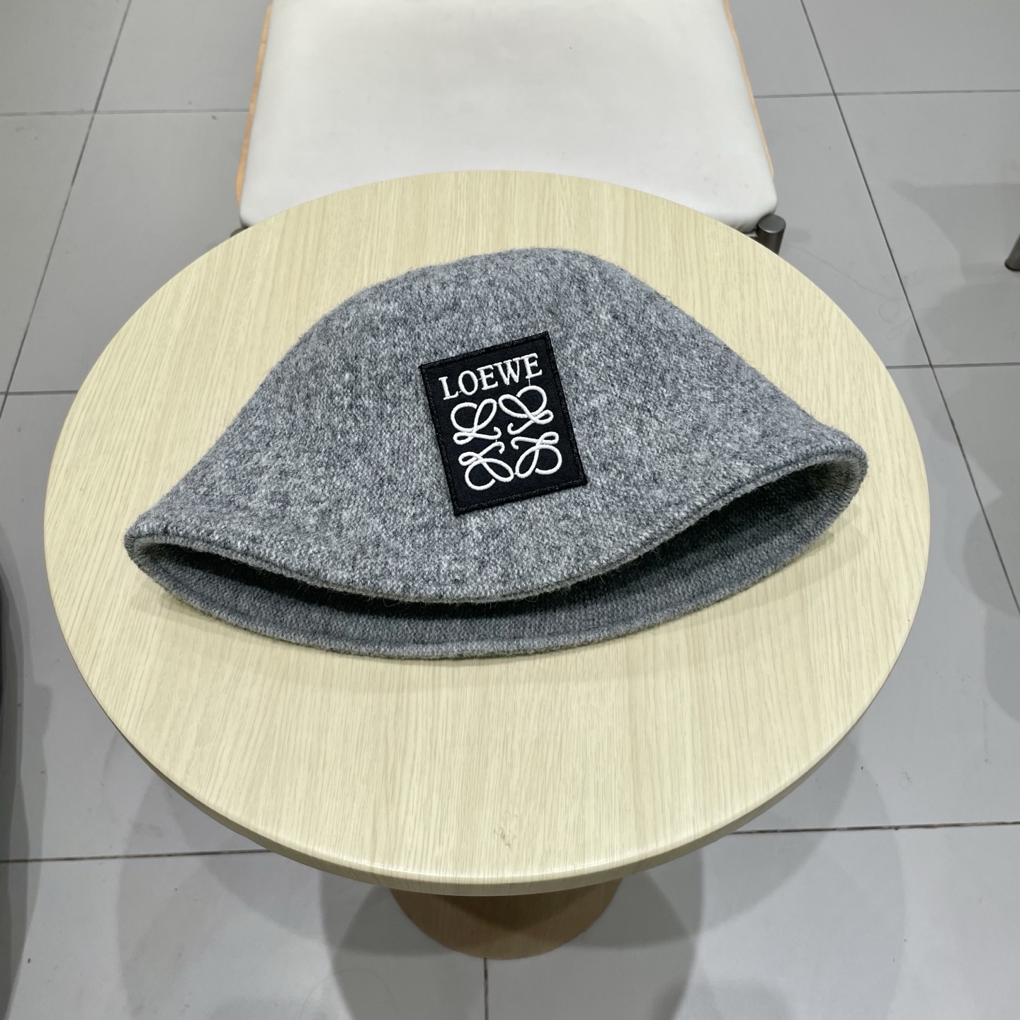 Loewe hat