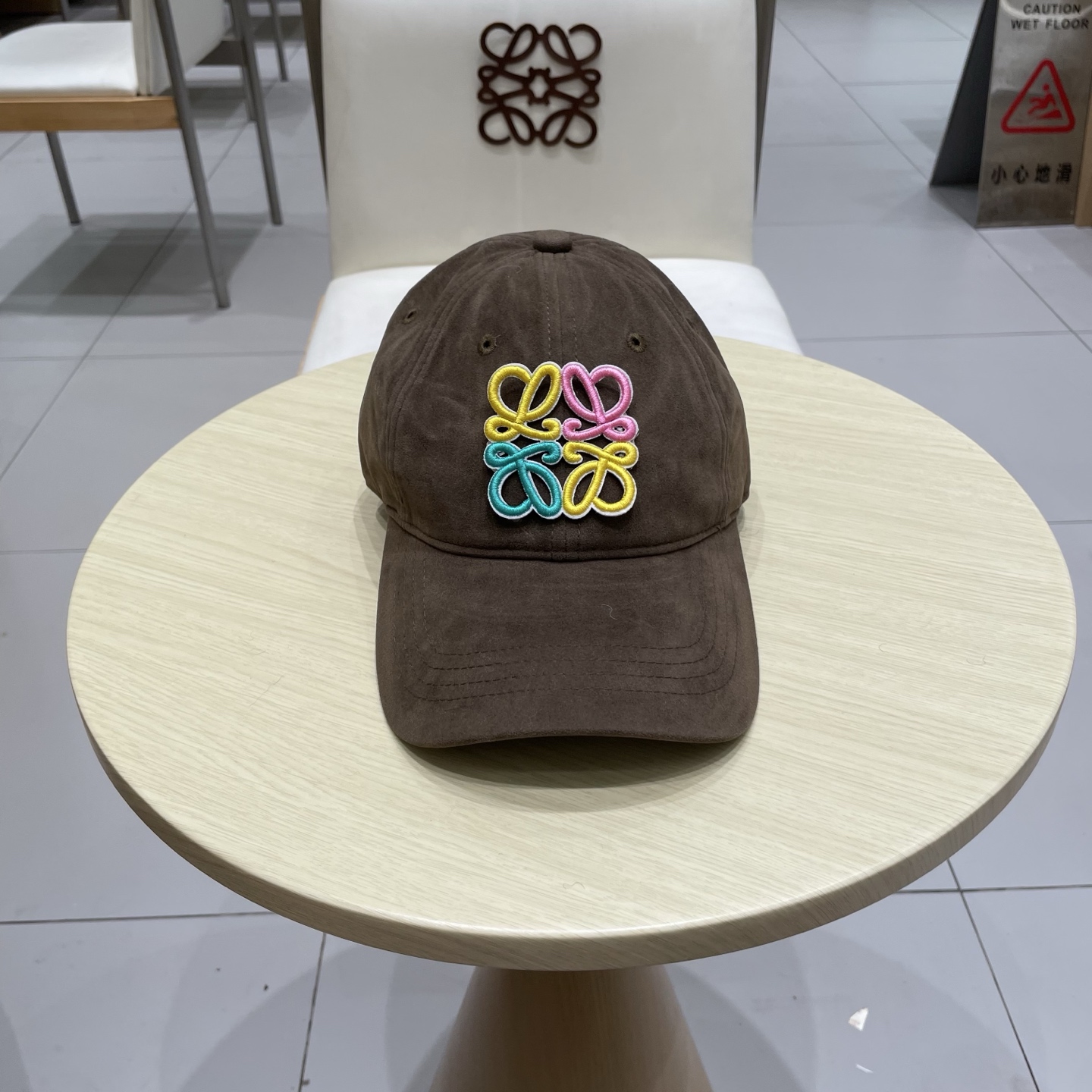 Loewe hat
