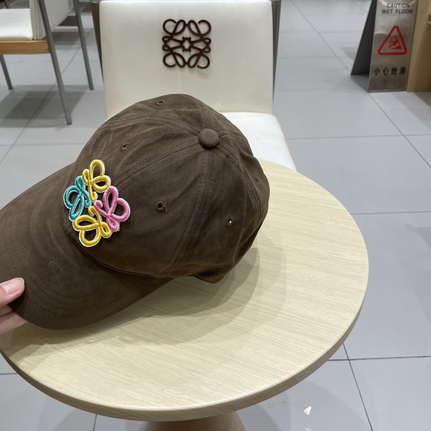 Loewe hat