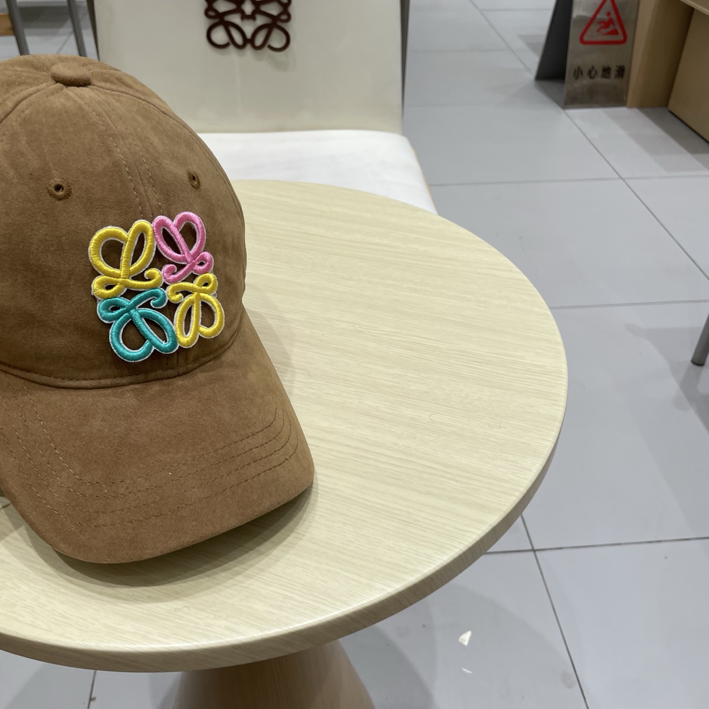 Loewe hat