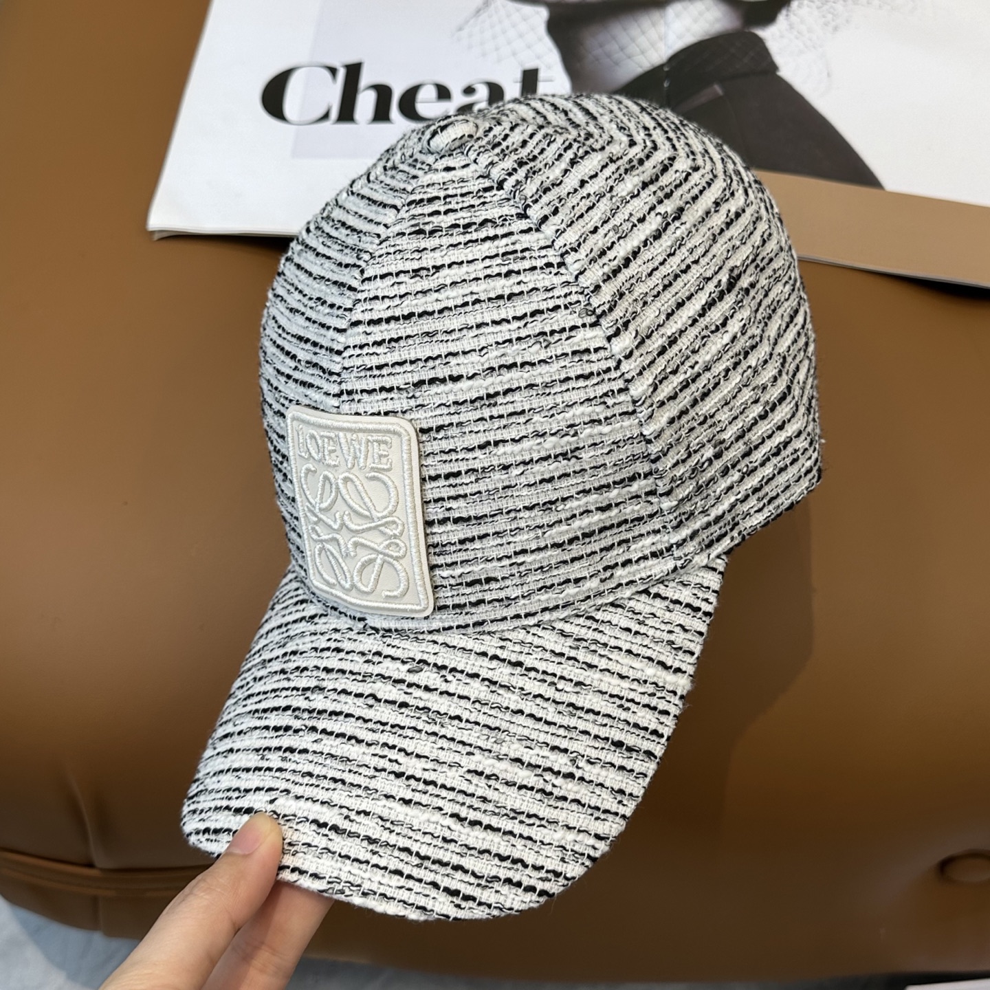 Loewe hat