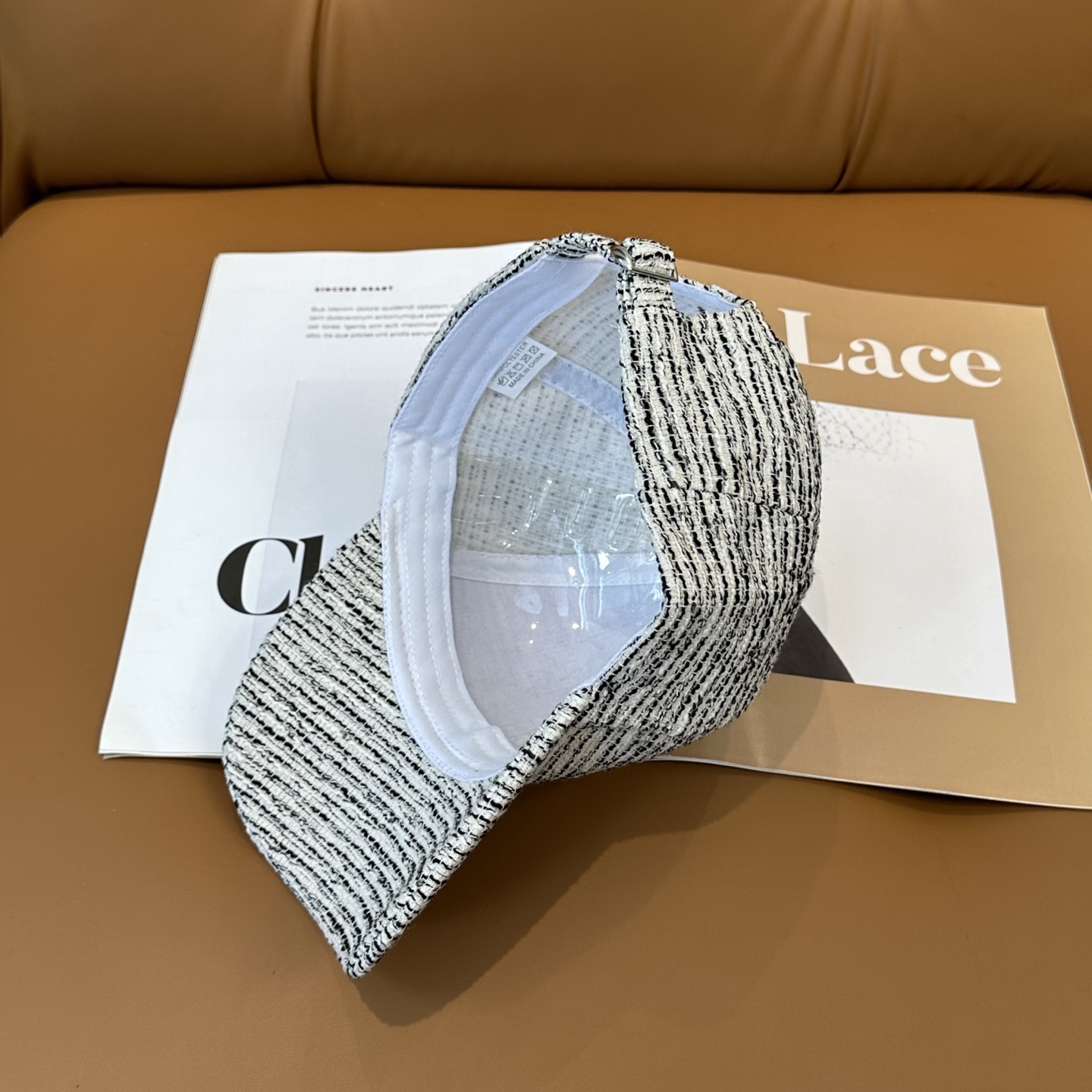 Loewe hat