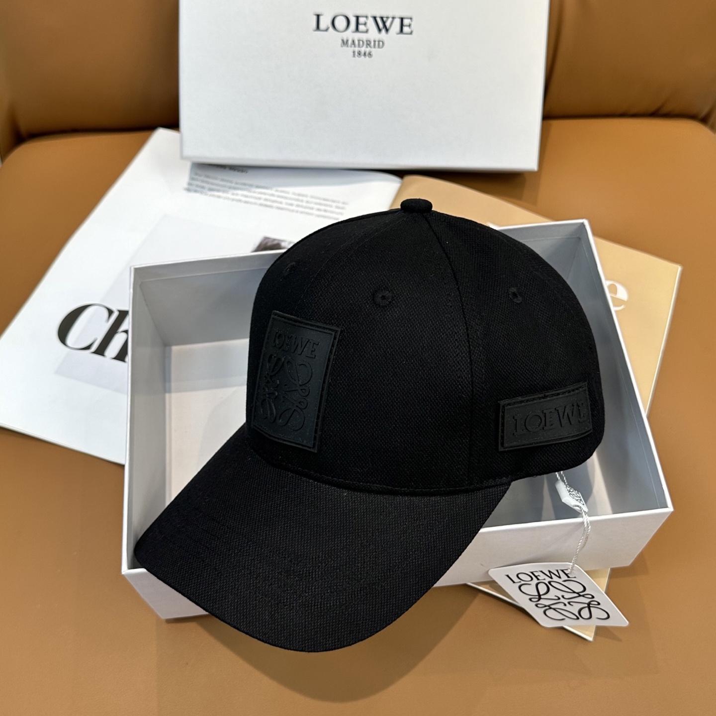 Loewe hat