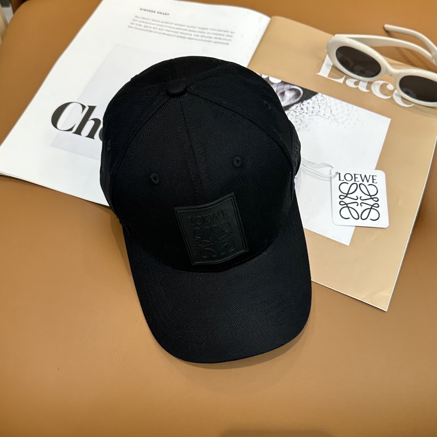 Loewe hat