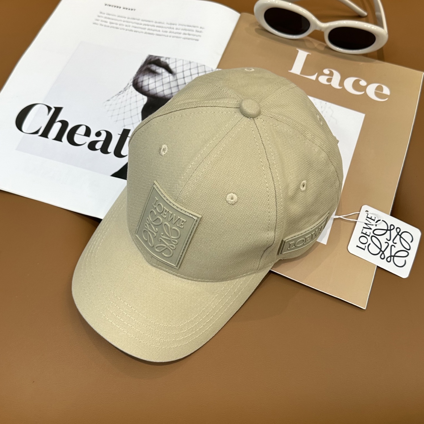Loewe hat
