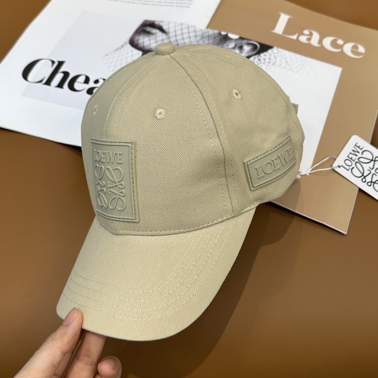 Loewe hat