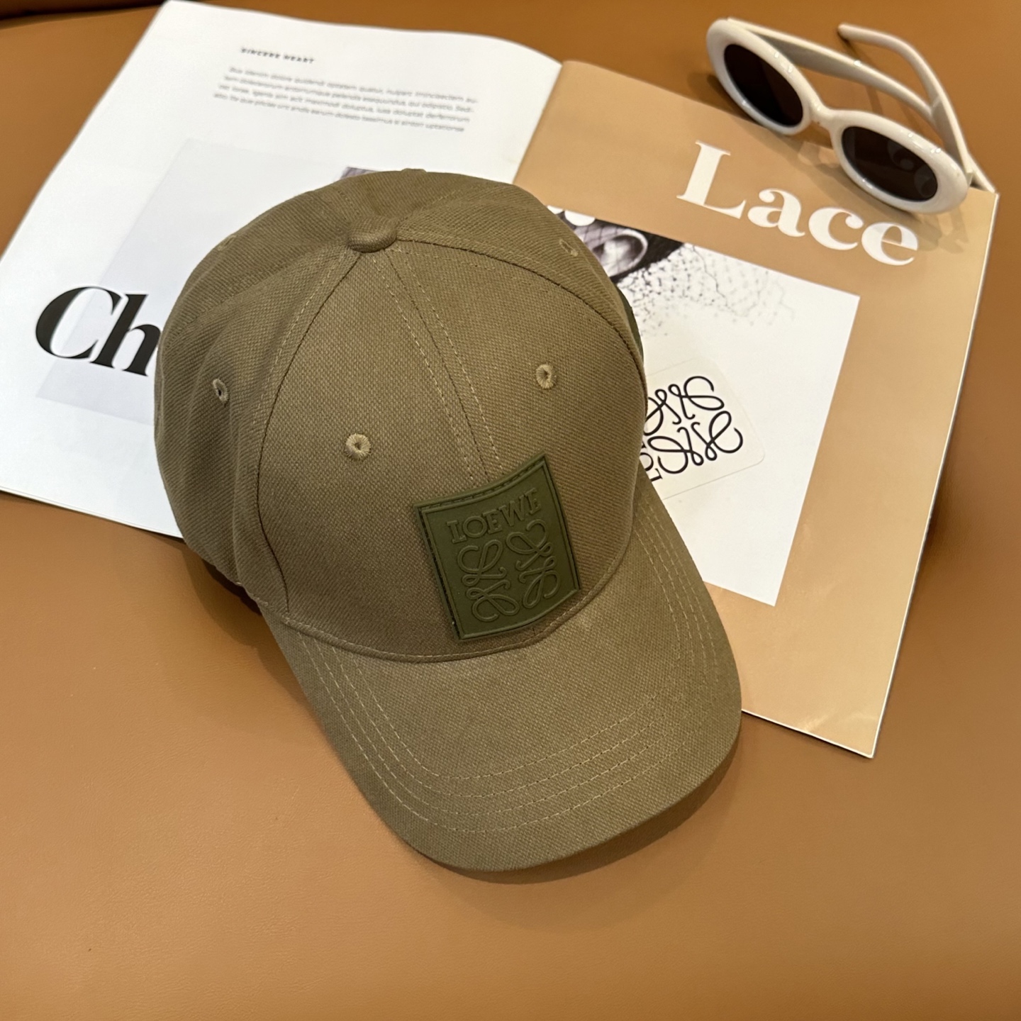 Loewe hat