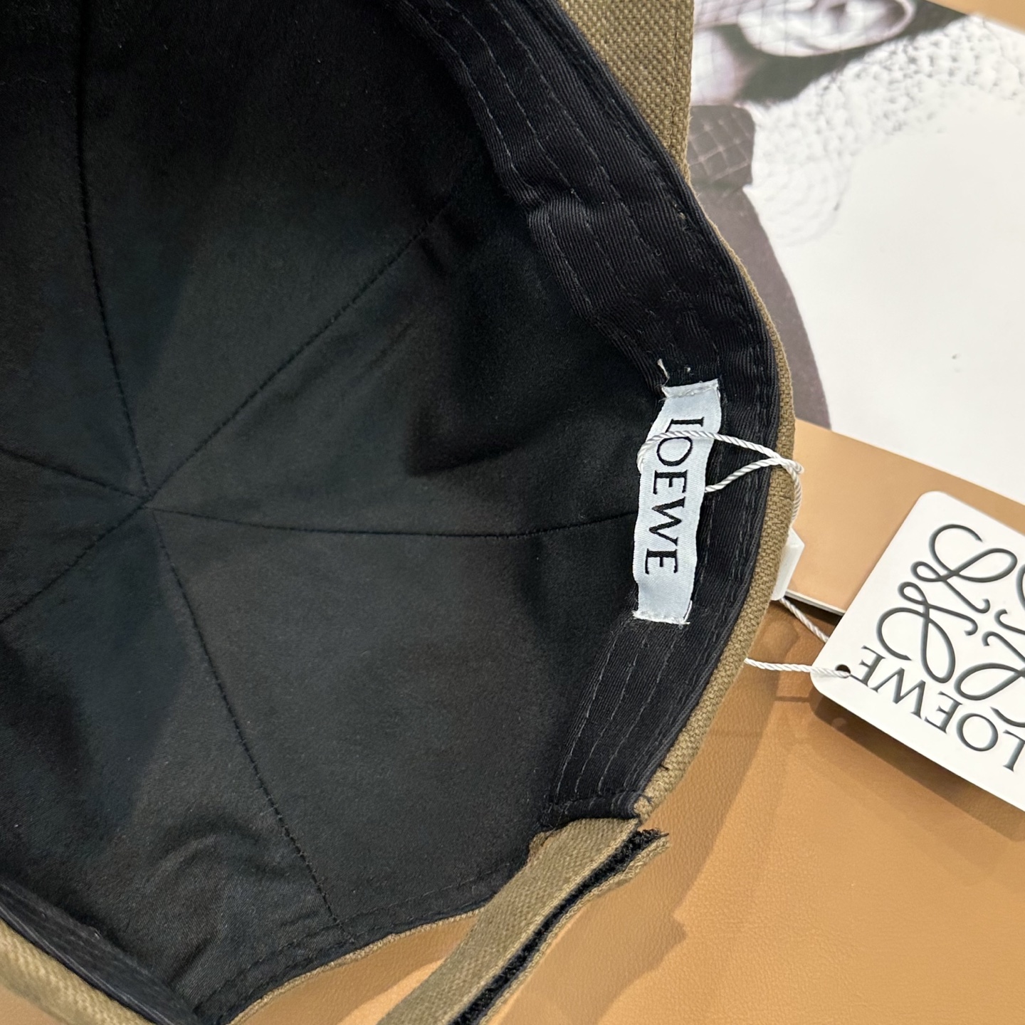 Loewe hat
