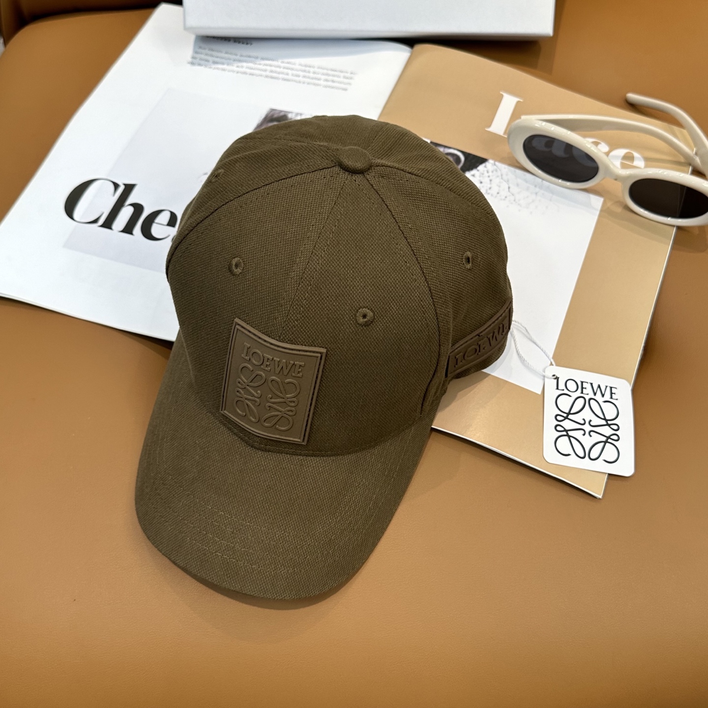 Loewe hat