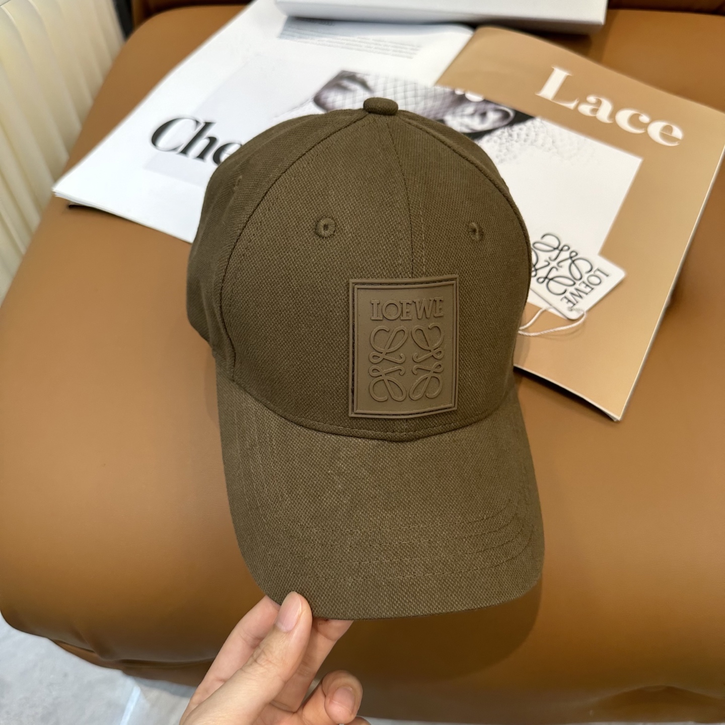Loewe hat