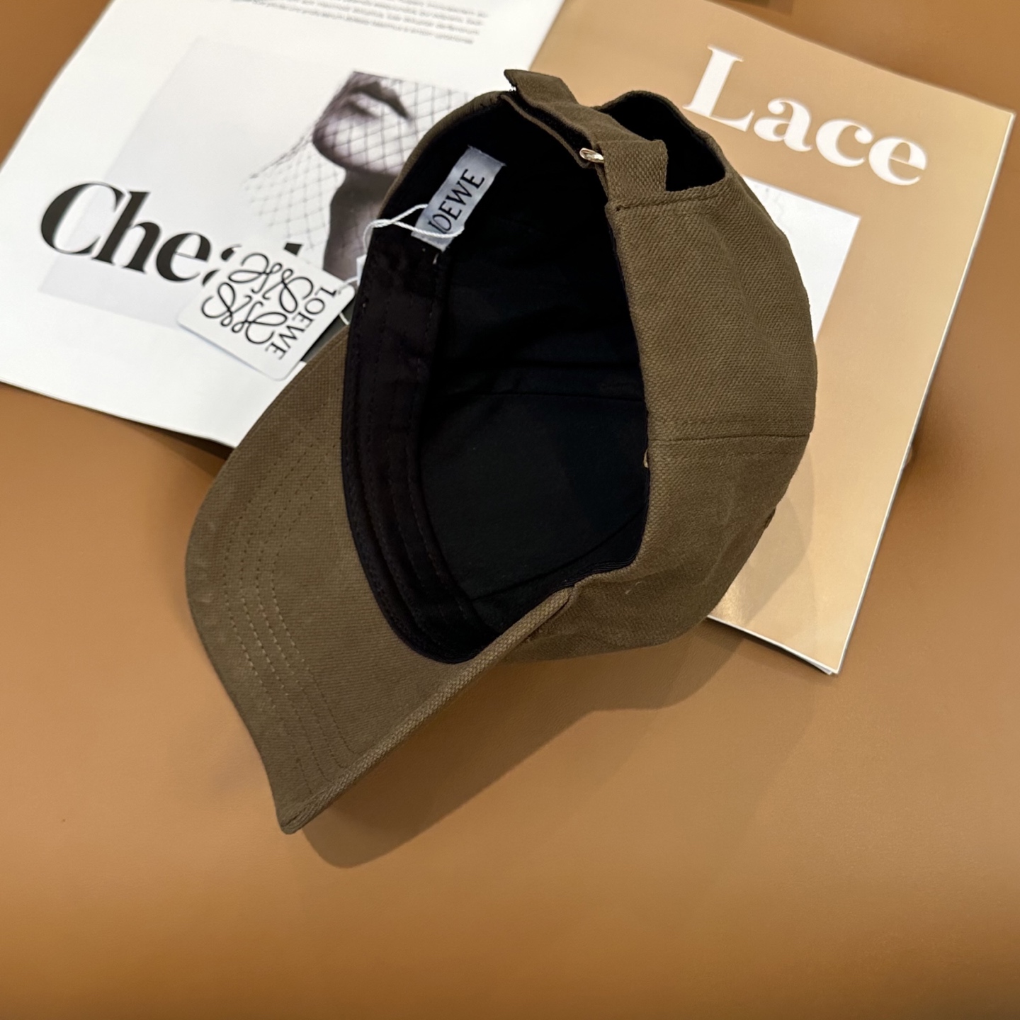 Loewe hat