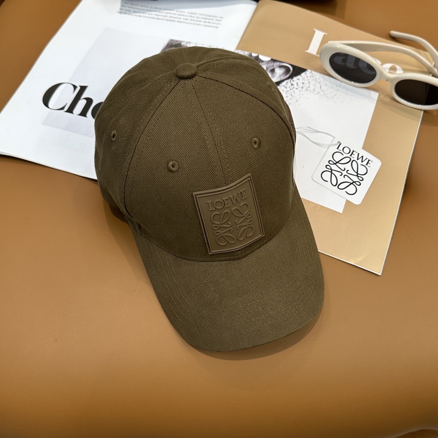 Loewe hat
