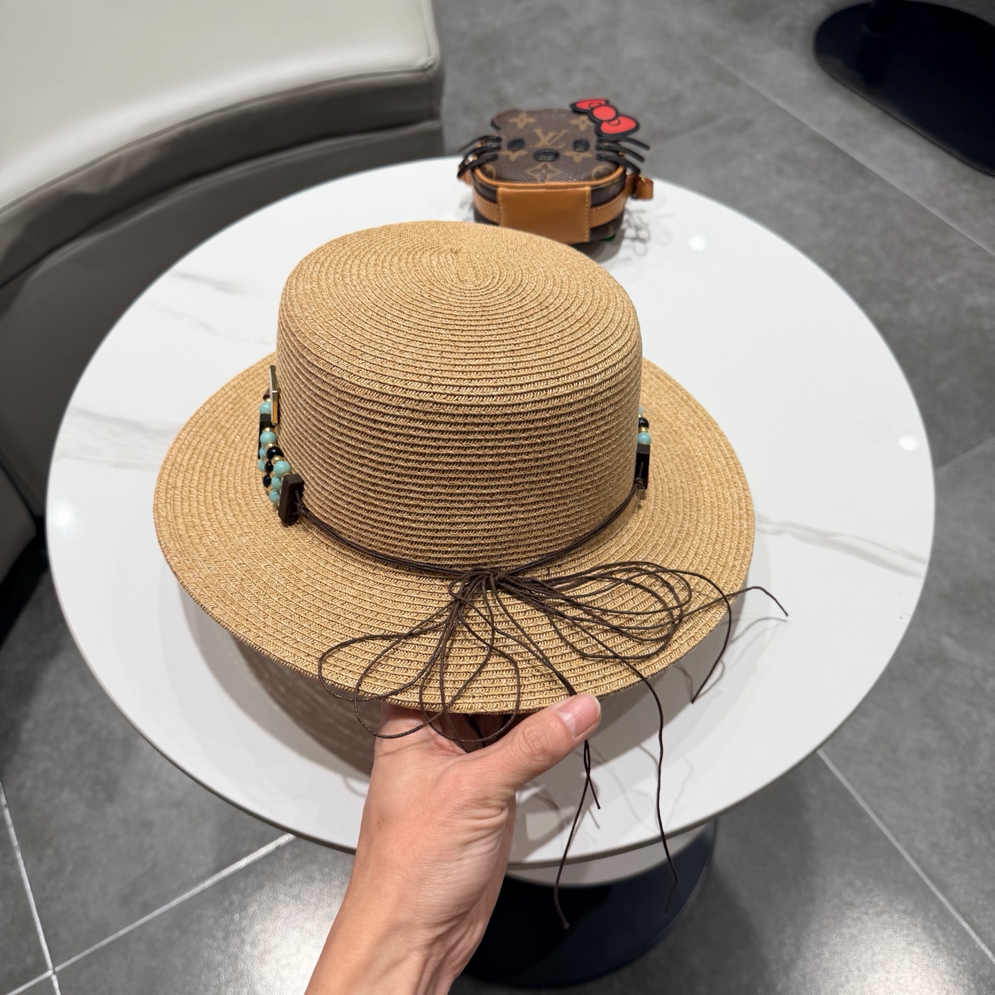 Loewe hat
