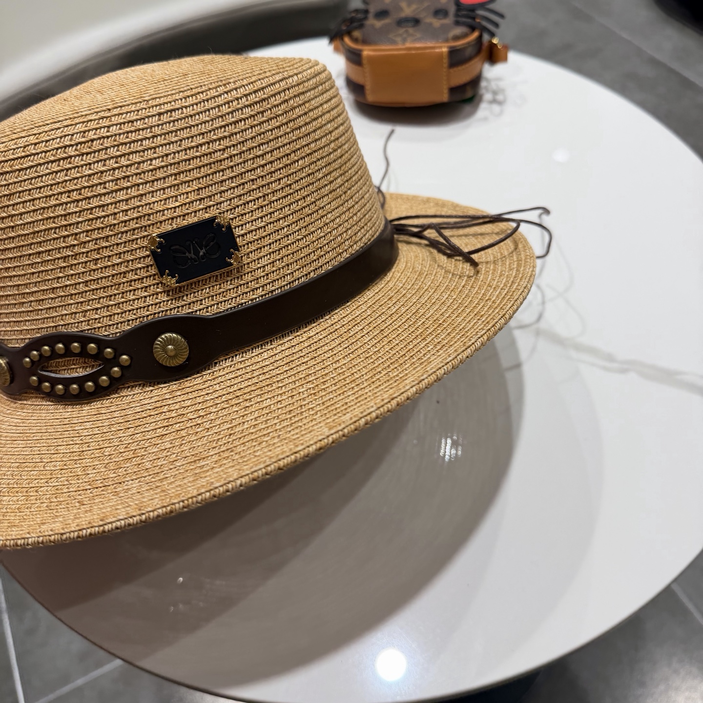 Loewe hat