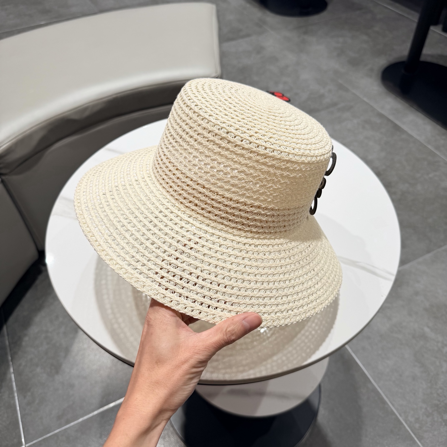 Loewe hat