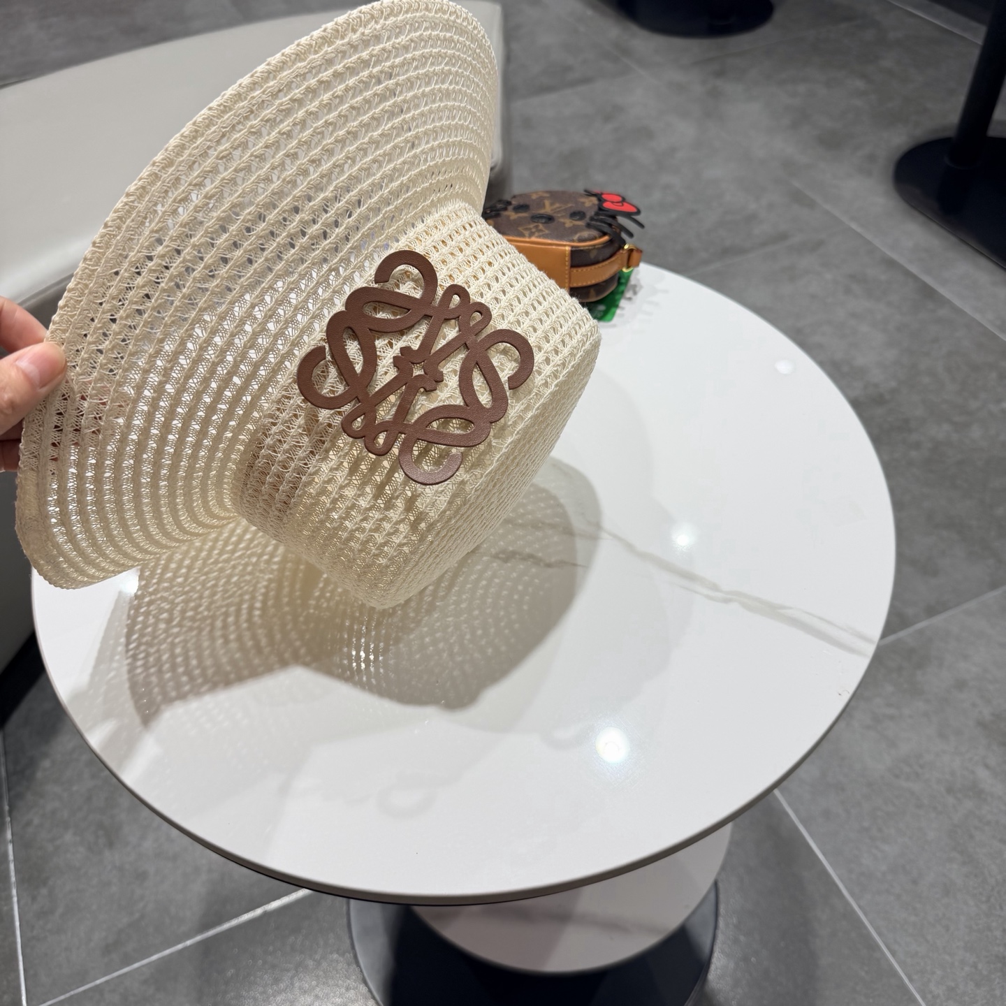 Loewe hat