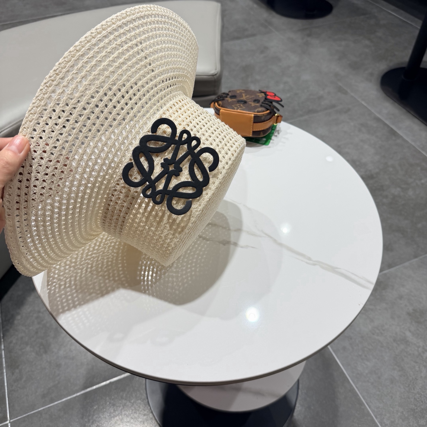 Loewe hat