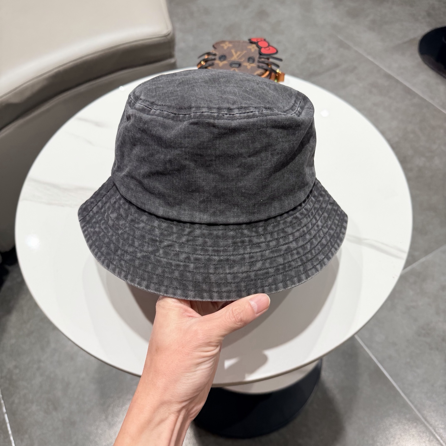 Loewe hat