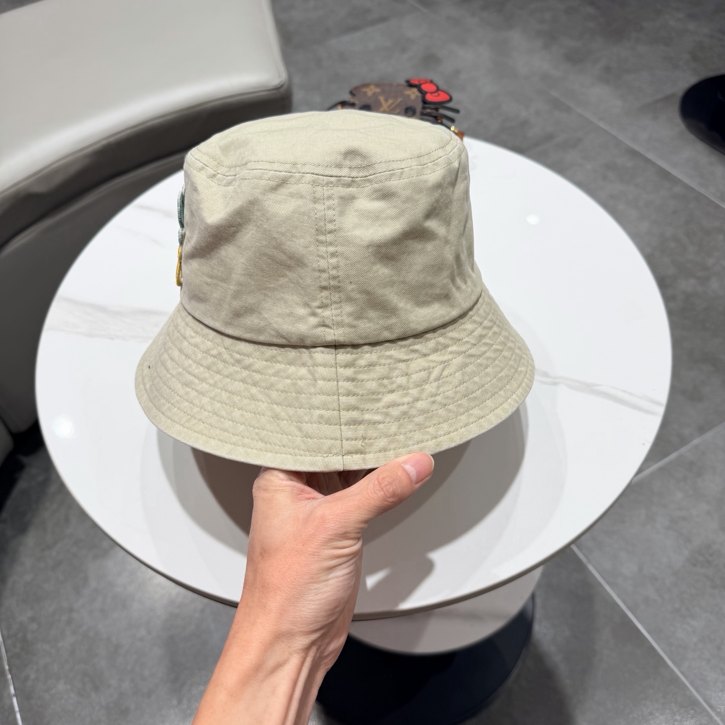 Loewe hat