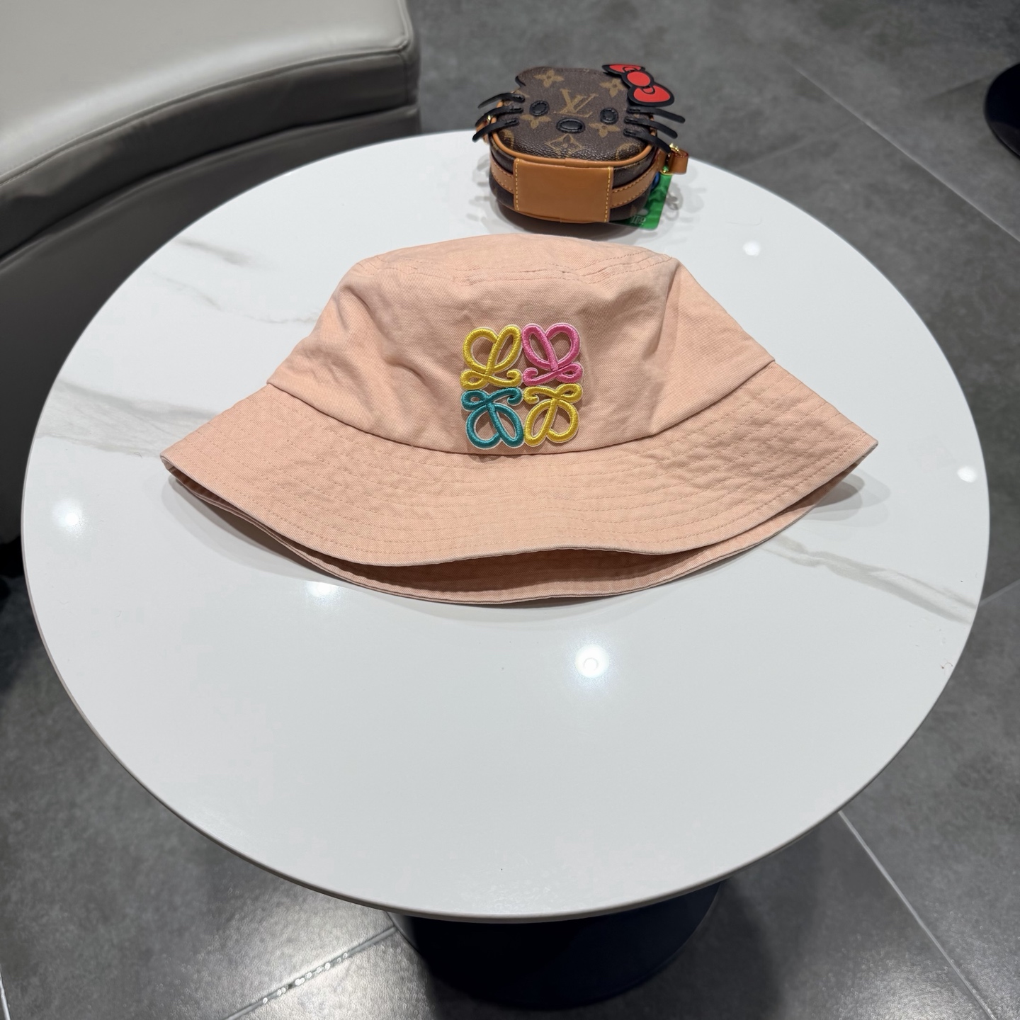 Loewe hat