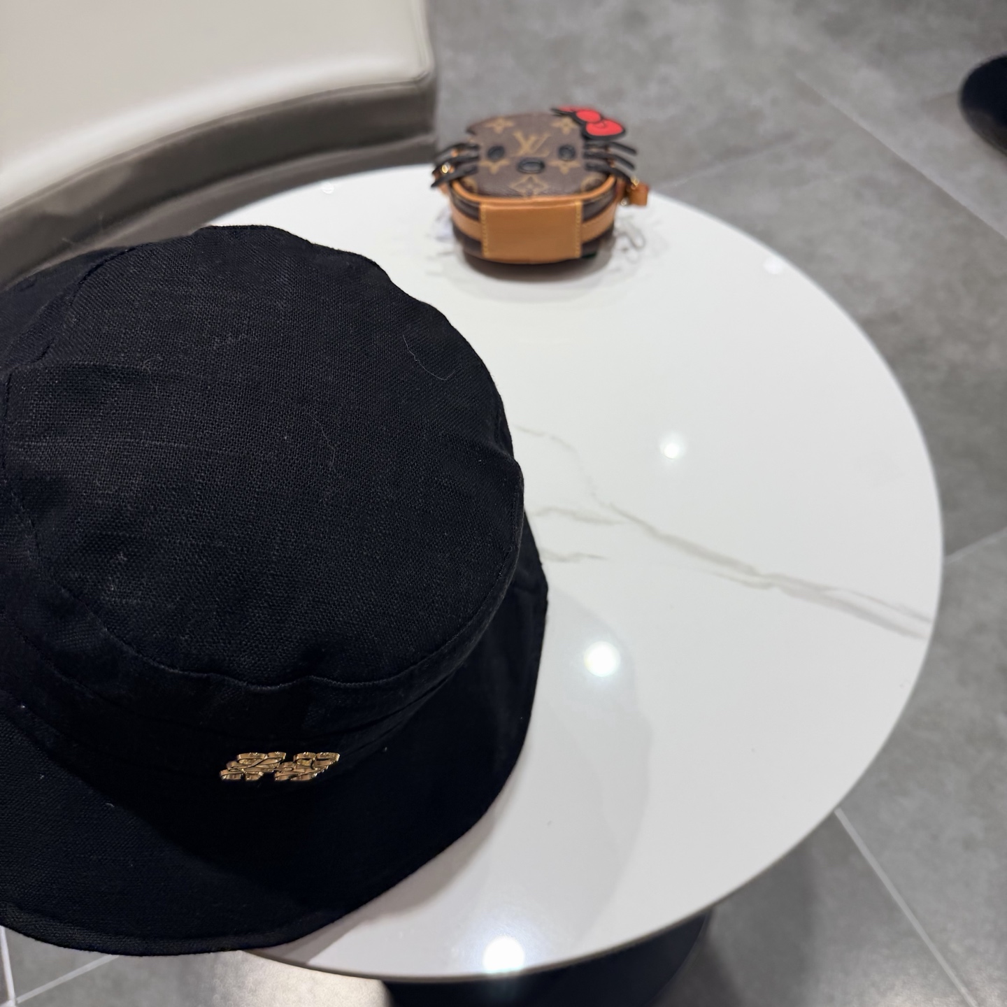 Loewe hat