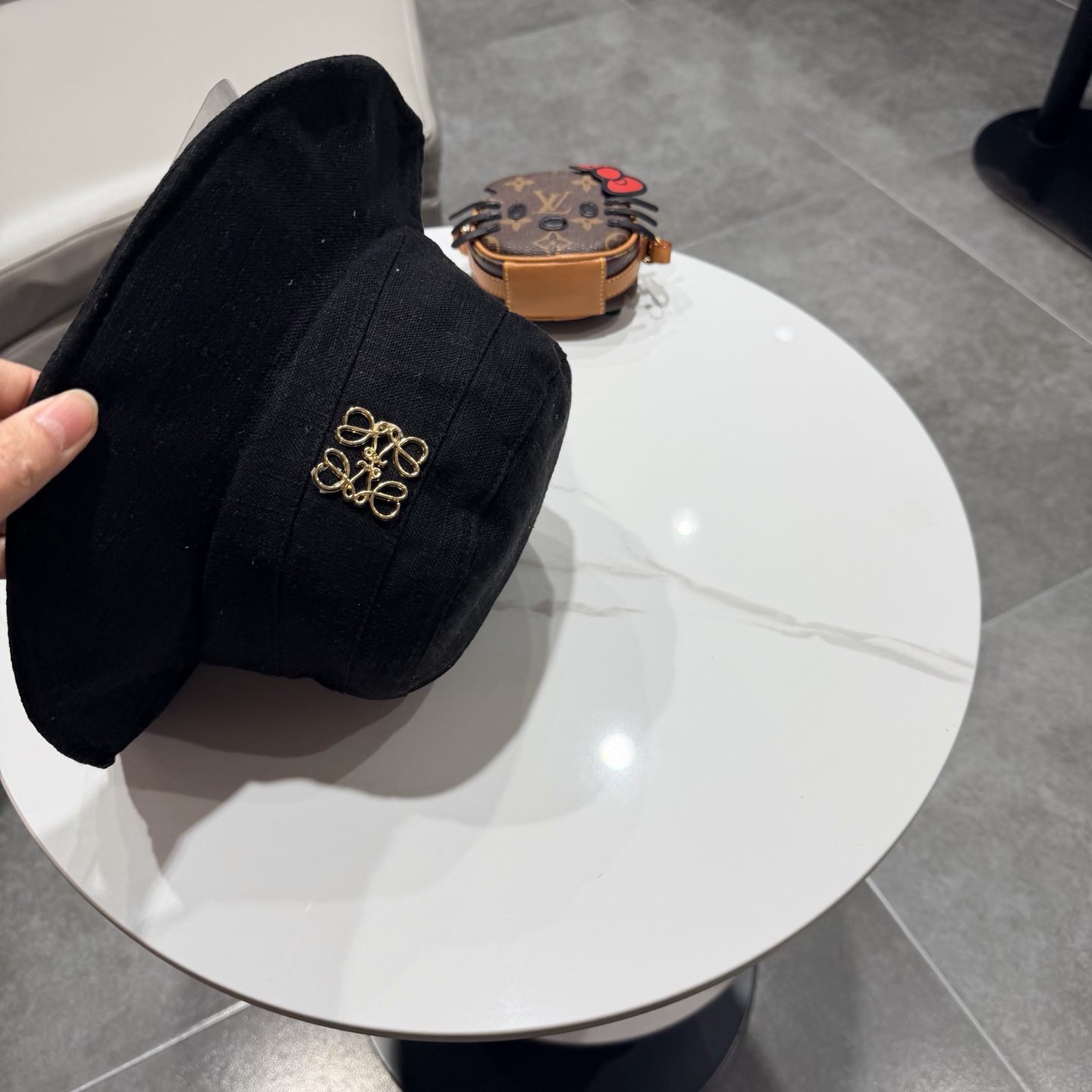 Loewe hat