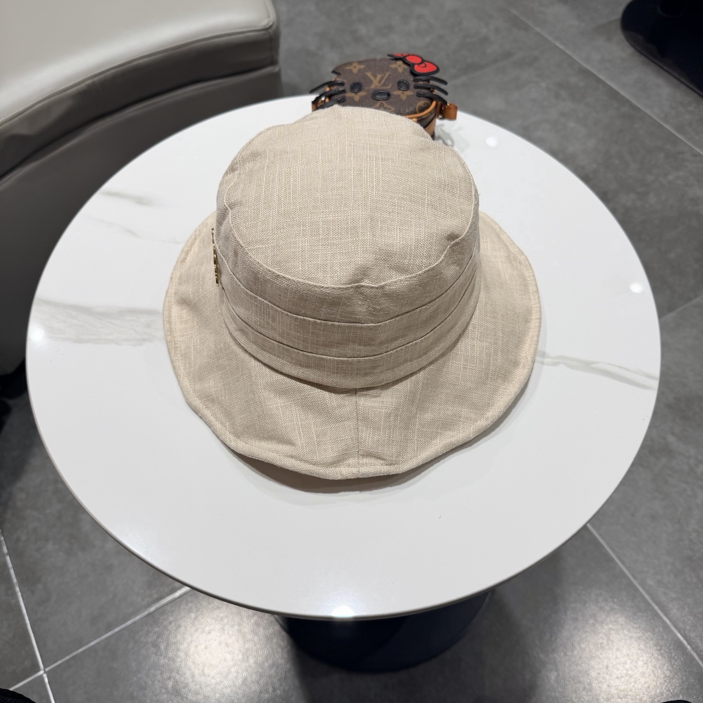 Loewe hat