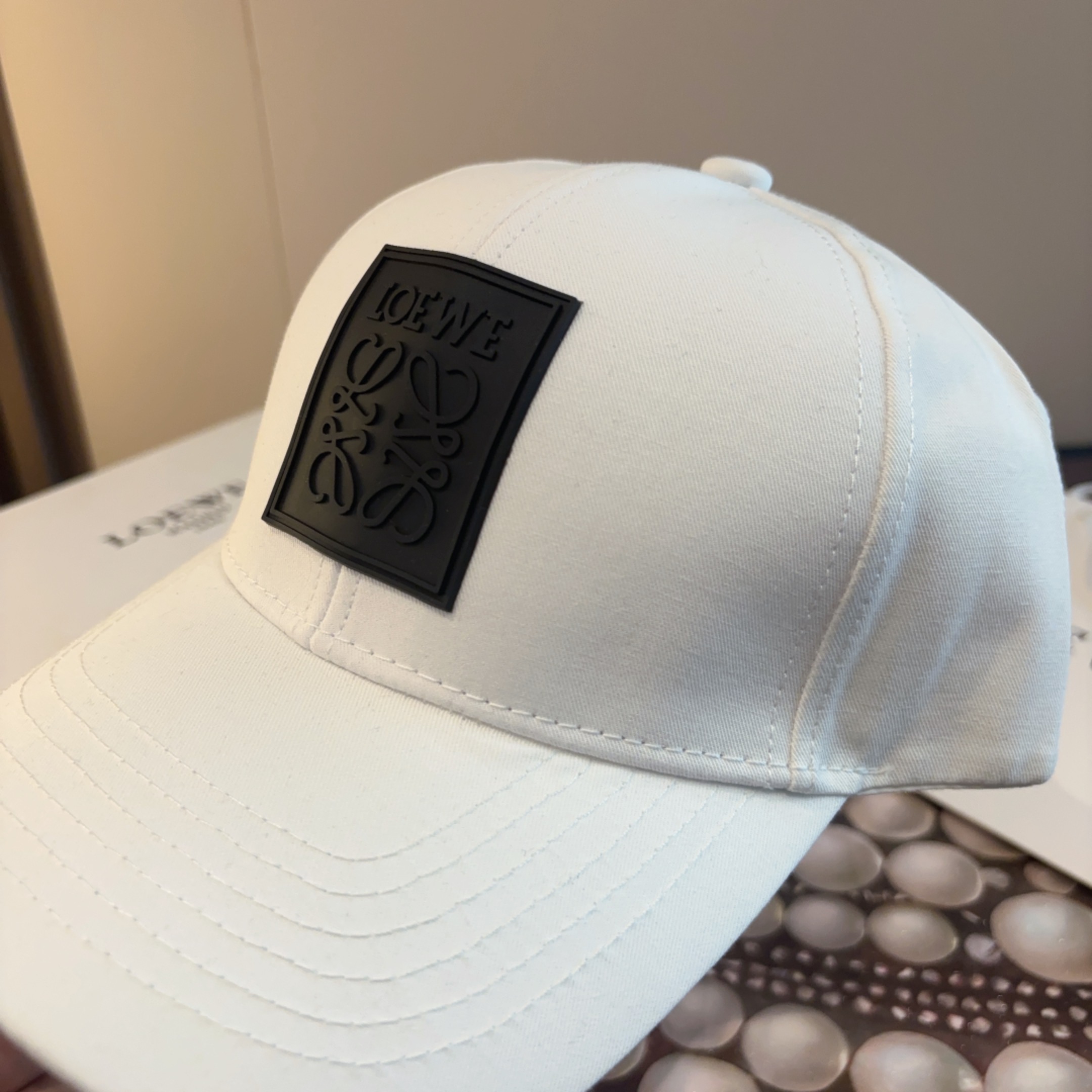 Loewe hat