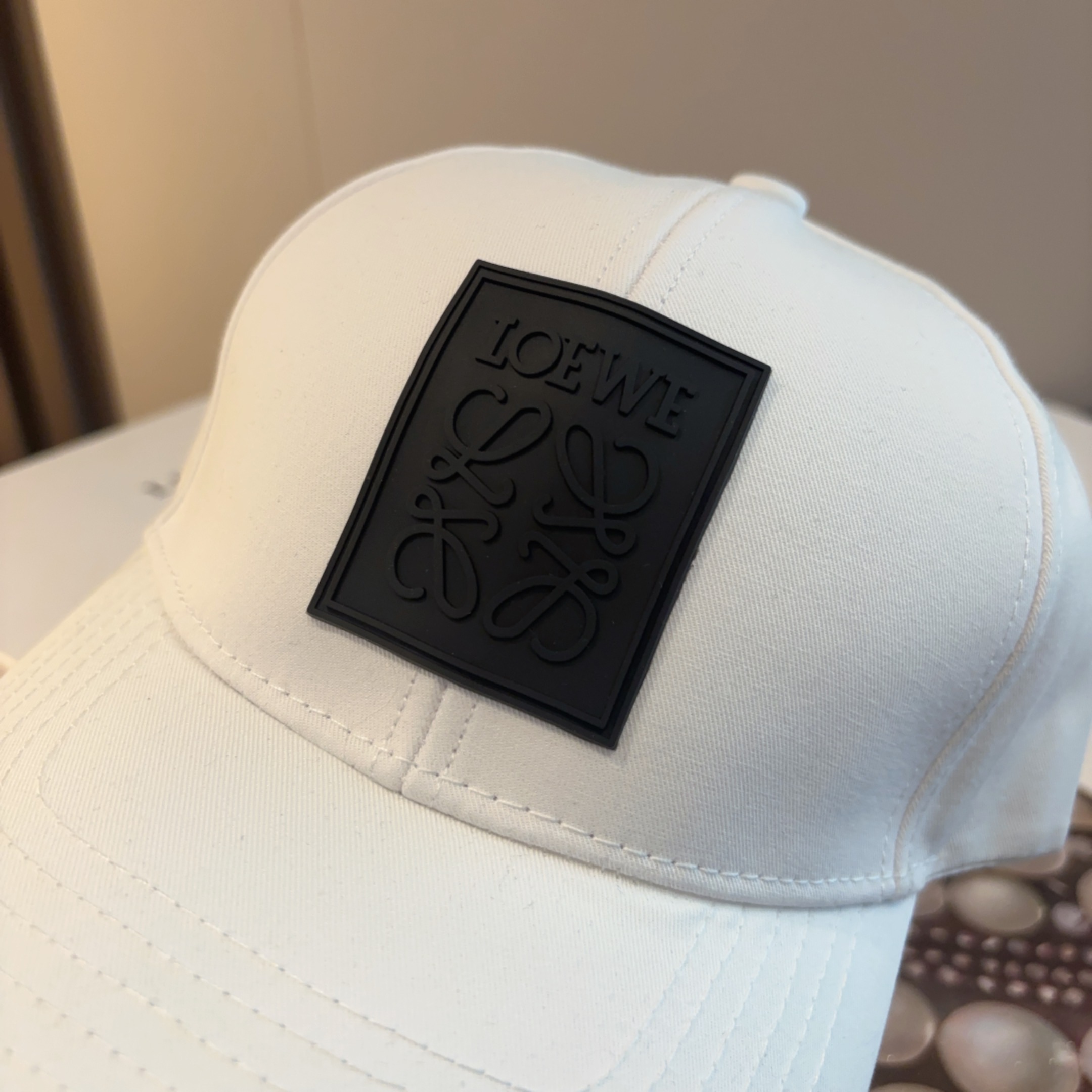 Loewe hat