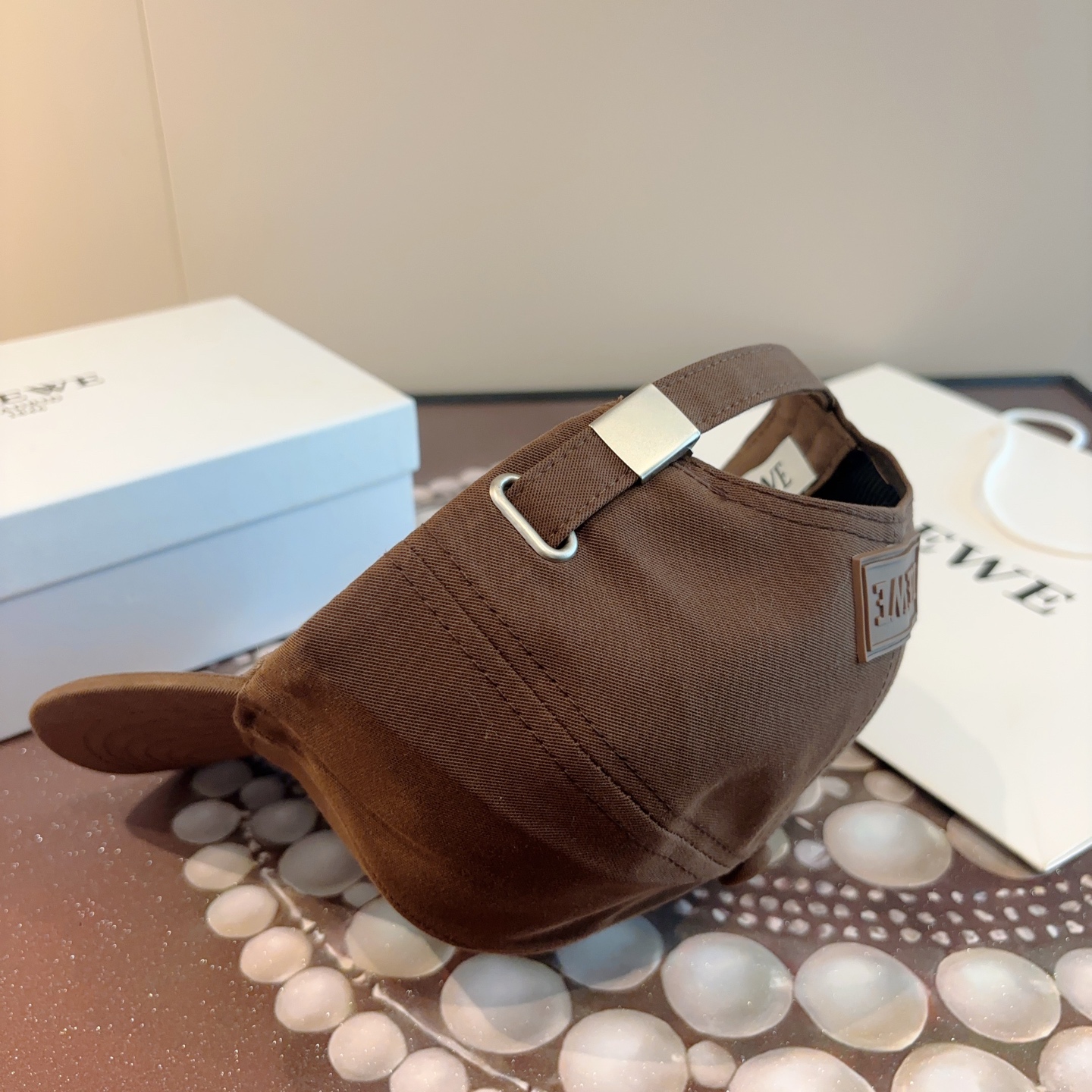 Loewe hat