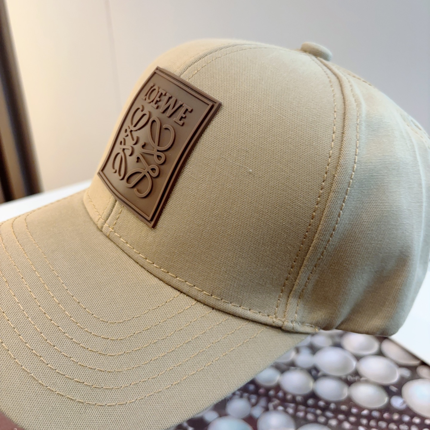 Loewe hat