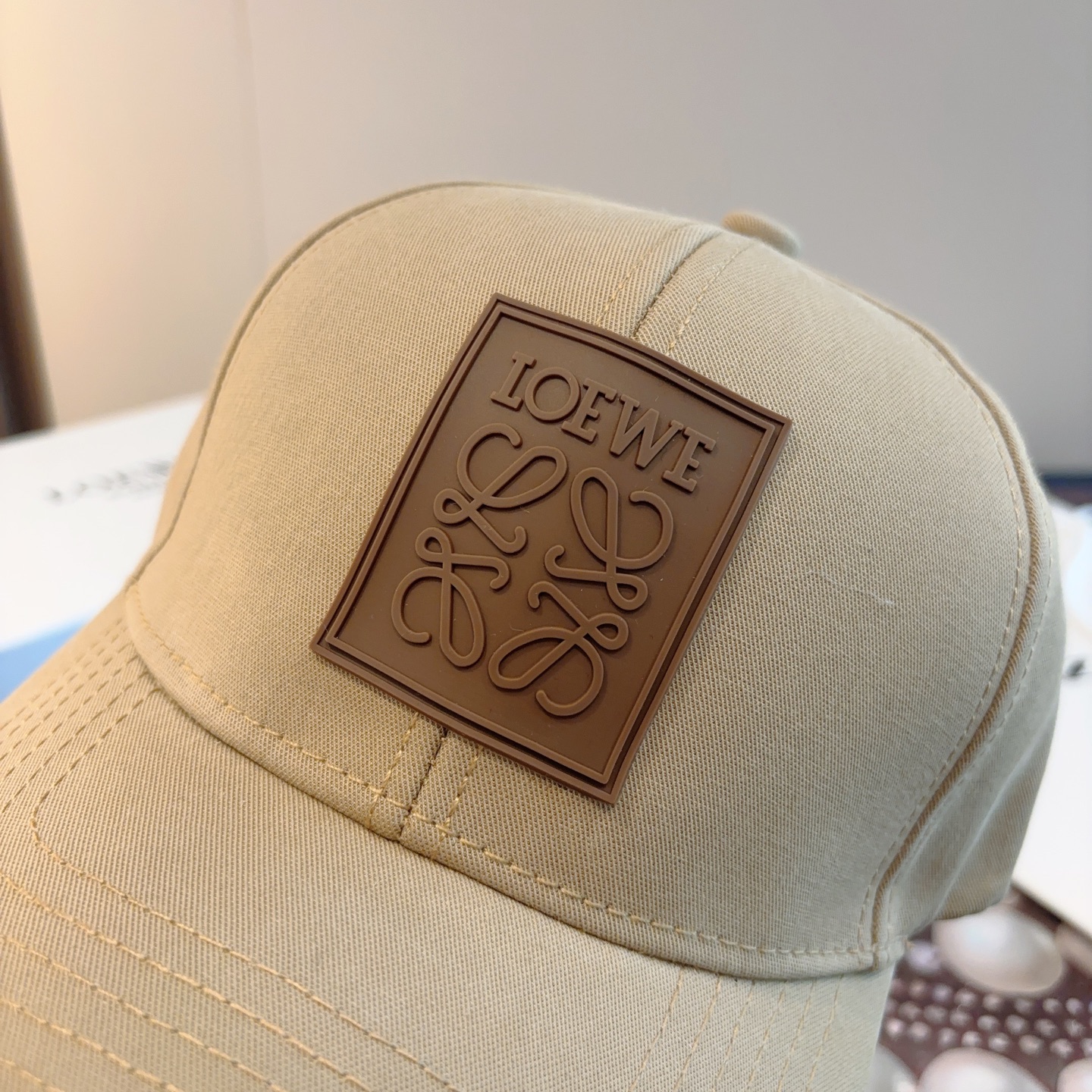 Loewe hat