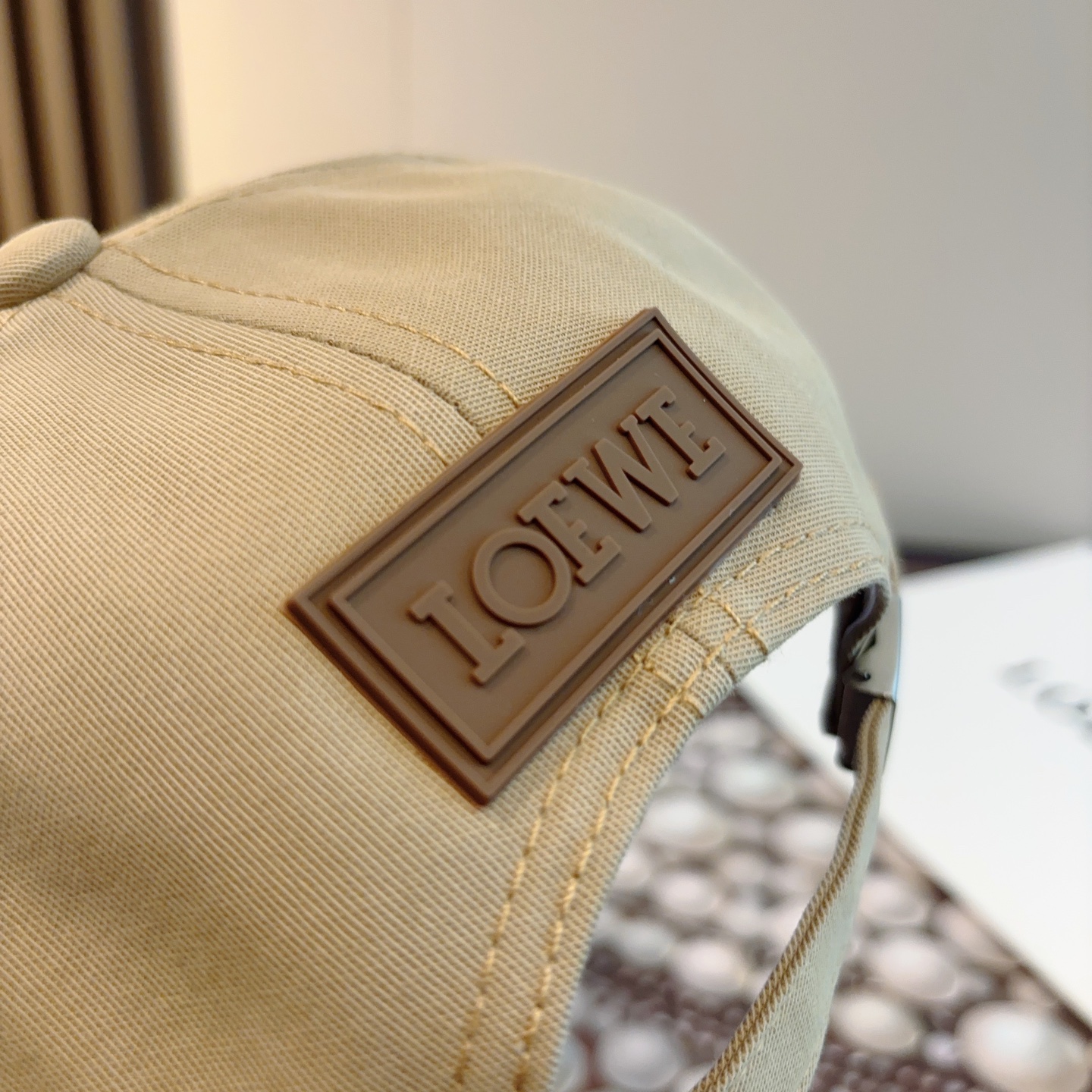 Loewe hat
