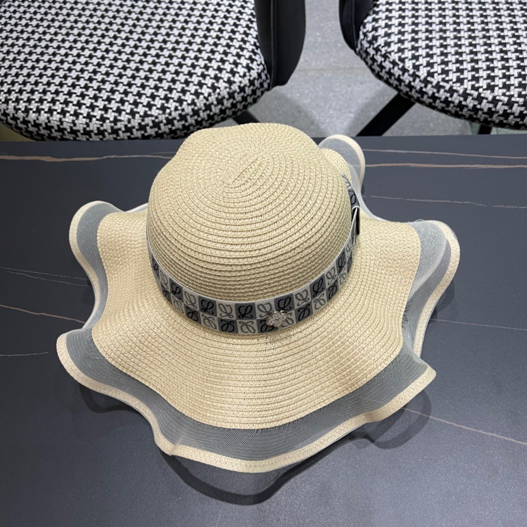 Loewe hat