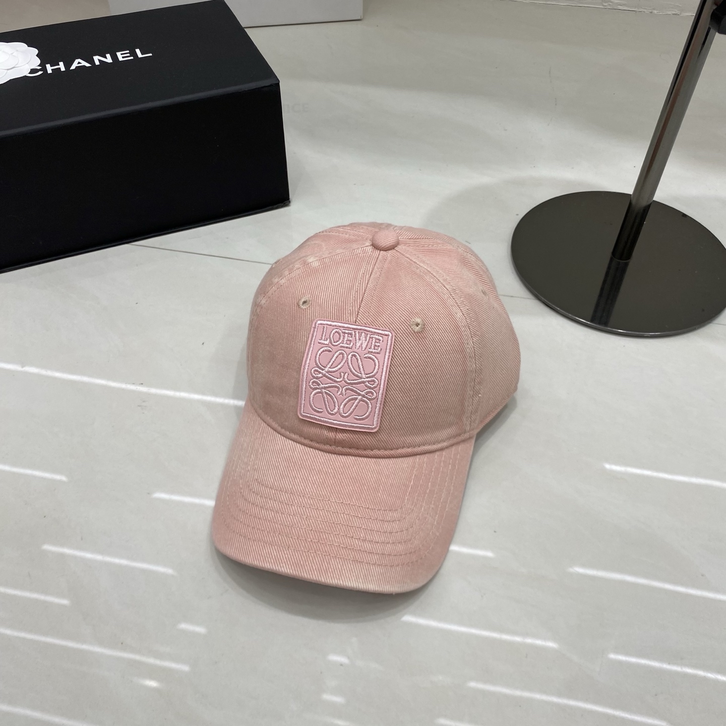 Loewe hat