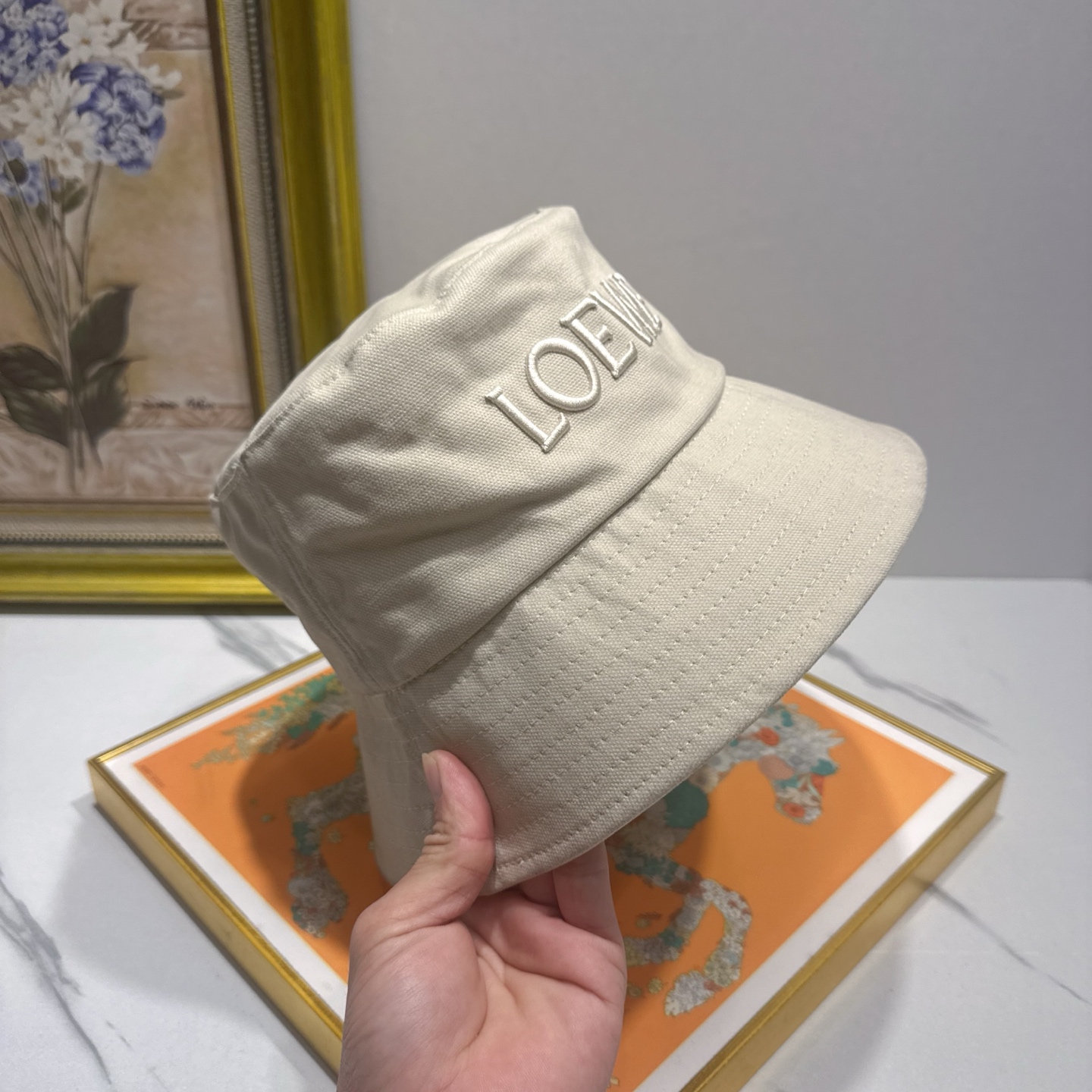 Loewe hat