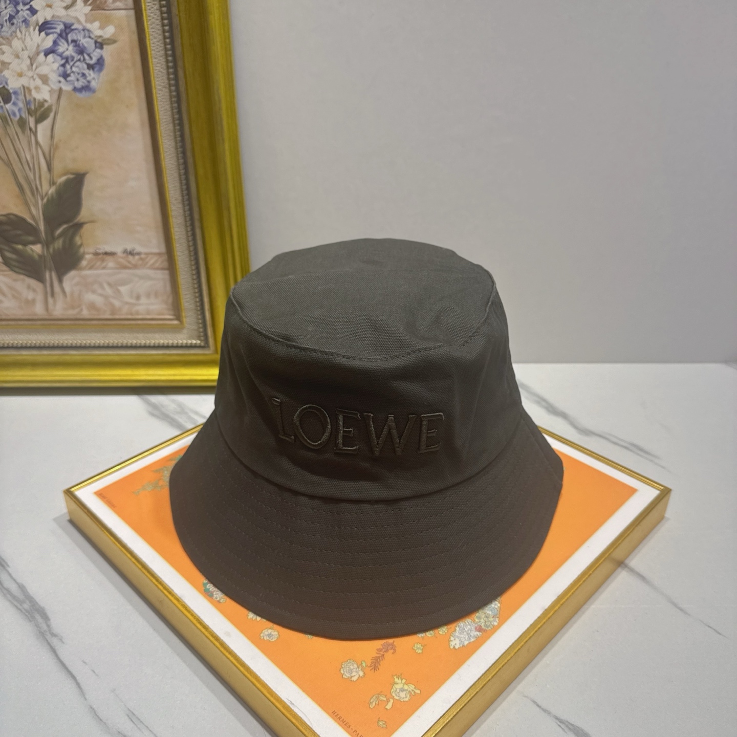 Loewe hat