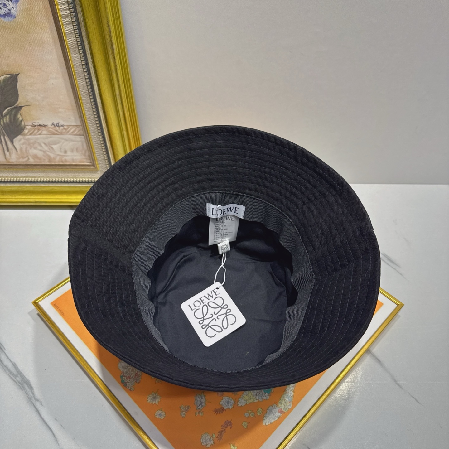 Loewe hat