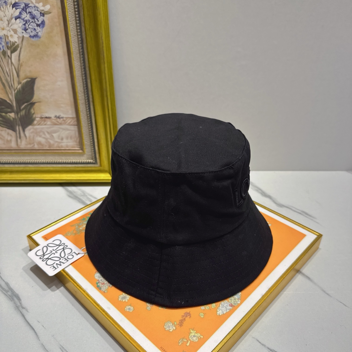 Loewe hat