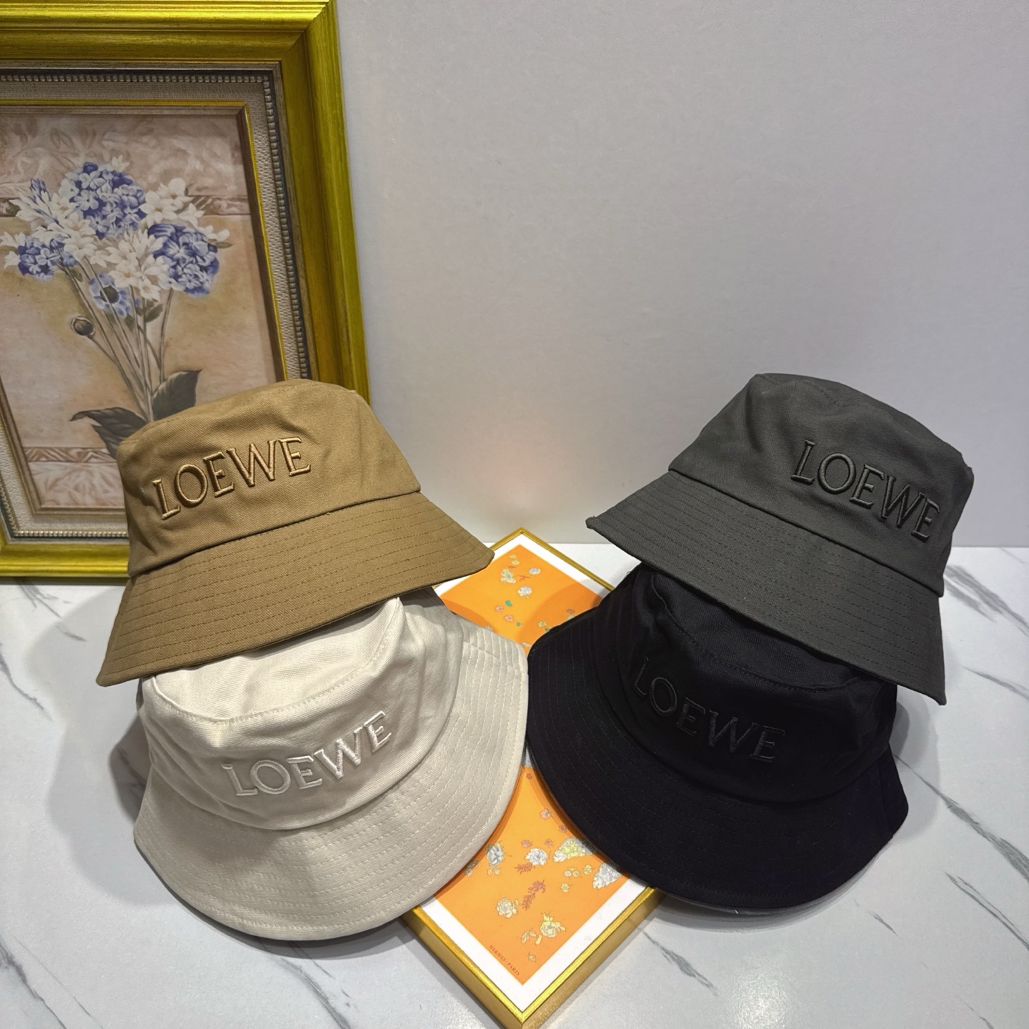 Loewe hat