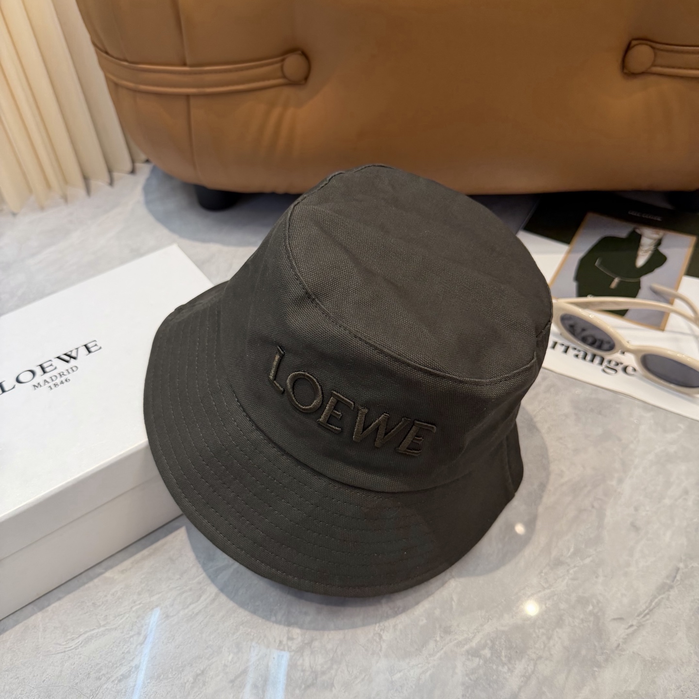 Loewe hat