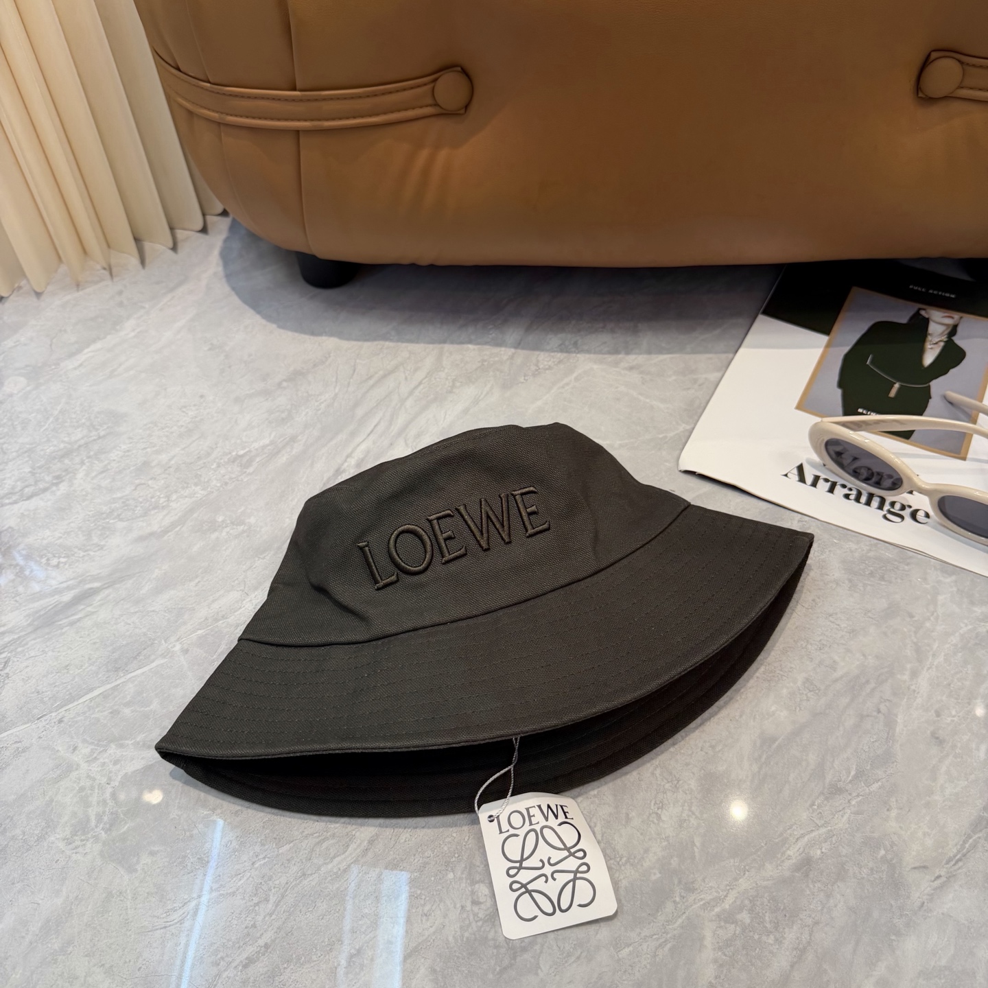 Loewe hat