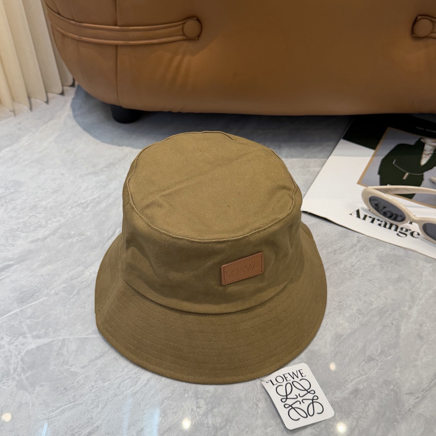 Loewe hat